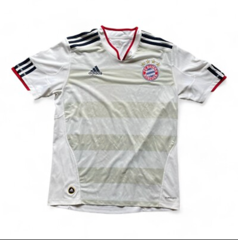 ⚪ Vintage 2010/11 Bayern Munich Away Jersey ⚪
