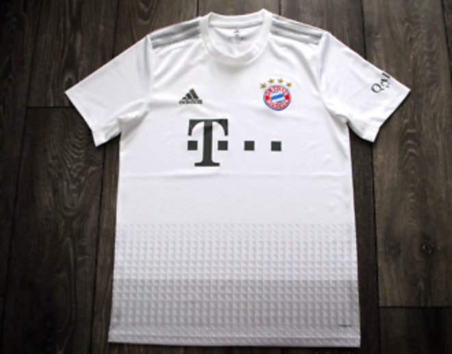⚪ Vintage 2019/20 Bayern Munich Away Jersey ⚪