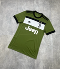 🟢 Juventus 2017/18 Third Jersey ⚪