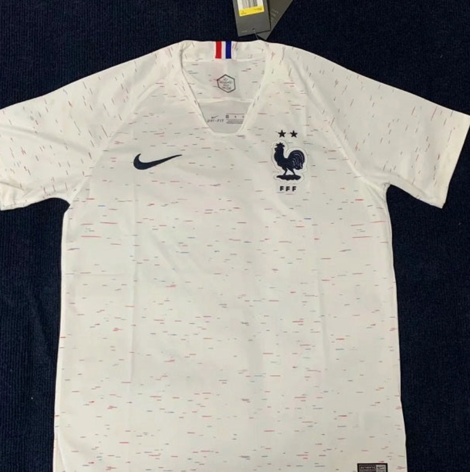 🇫🇷 France 2018: The "World Cup Champions" Cycle away kit 🇫🇷